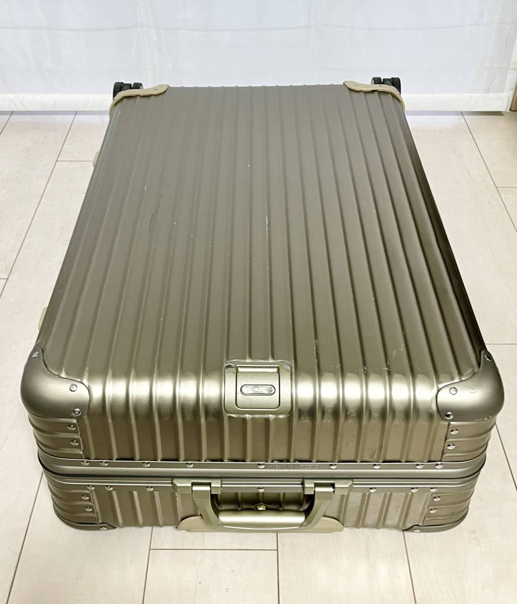 リモワ(RIMOWA) スーツケース トパーズ　チタニウム 84L(920.73.03.4) ４輪マルチホイール_画像5