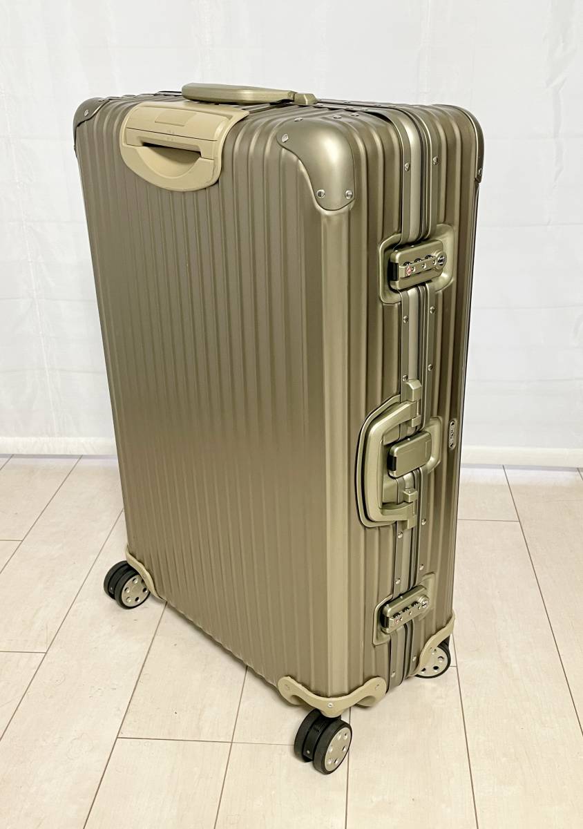 リモワ(RIMOWA) スーツケース トパーズ　チタニウム 84L(920.73.03.4) ４輪マルチホイール_画像3