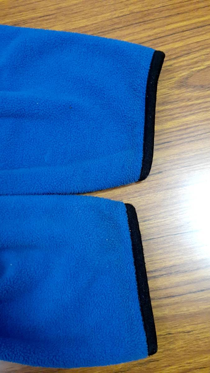 ☆希少！☆　BOSS オリジナル フリースジャケット　ブルー　フリーサイズ　古着　格安出品！　然り気無いBOSSジッパー　BOSSファン魅惑！_画像7