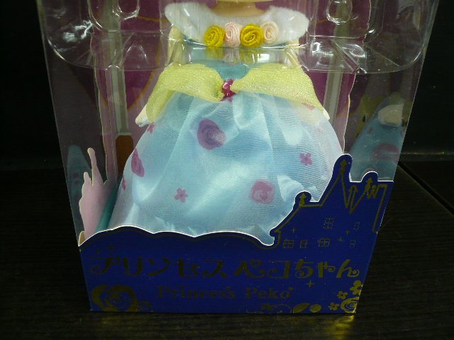 EMB-62126-08 不二家 プリンセス ペコちゃん 人形 フィギュア 箱付きの画像3