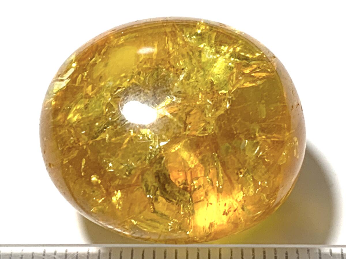 研磨された黄水晶（シトリン）原石・14-5・15g（ブラジル産鉱物標本）の画像3
