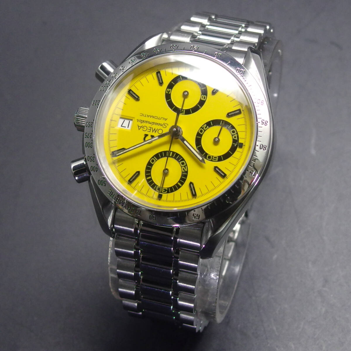 o price negotiations have Omega Speedmaster Date Michael Schumacher 1st 3511.12 yellow face box, over . koma equipping 