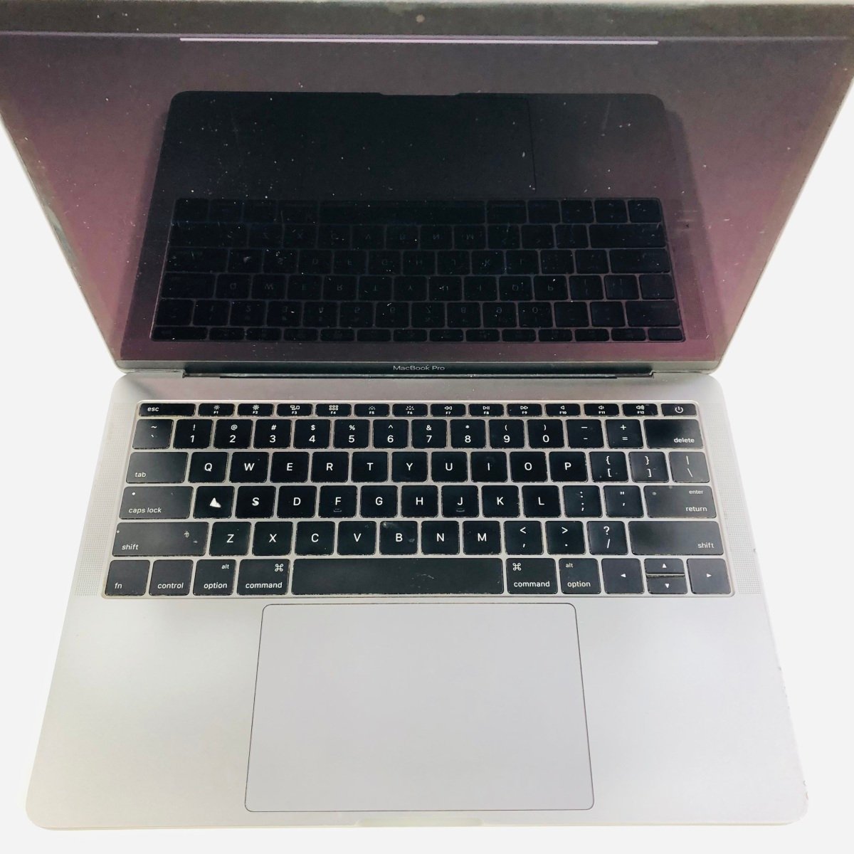 ジャンク MacBook Pro Retina 13インチ (Late 2016) Core i5 2.0GHz/8GB/SSD 256GB スペースグレイ MLL42J/A_画像2