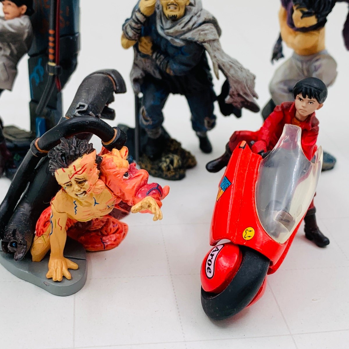 中古品 海洋堂 K&M HIGH QUALITY FIGURE SERIES フィギュア シリーズ AKIRA 1st 2nd 5種セット_画像2