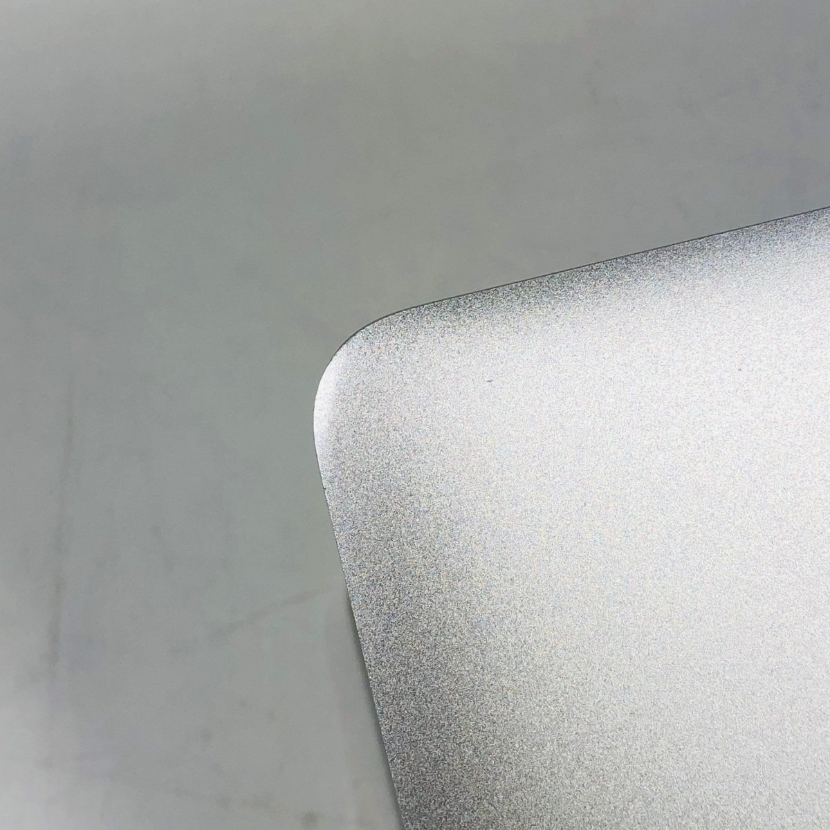 ジャンク MacBook Air 11インチ (Mid 2011) Core i5 1.6GHz/4GB/SSD 128GB MC969J/A_画像8