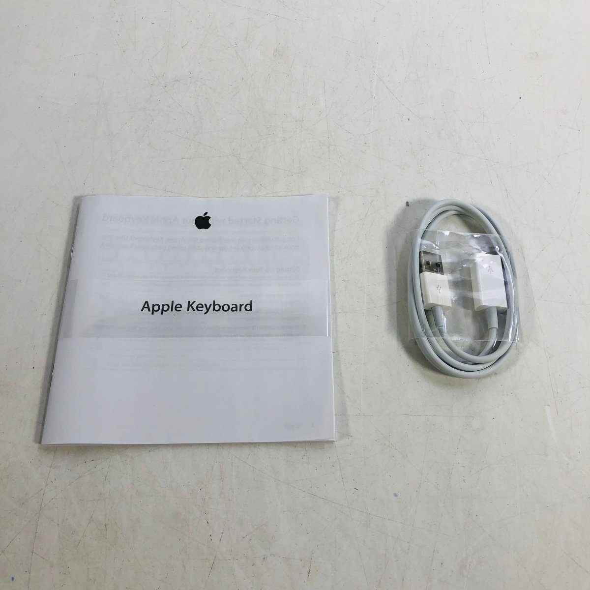 Apple USB Keyboard JIS配列 テンキー付き MB110J/B_画像10