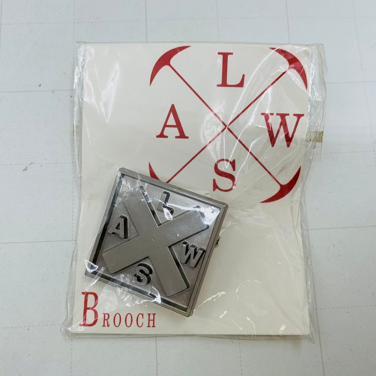 新品未開封 シャーマンキング SHAMAN KING X-LAWS BROOCH ブローチの画像1