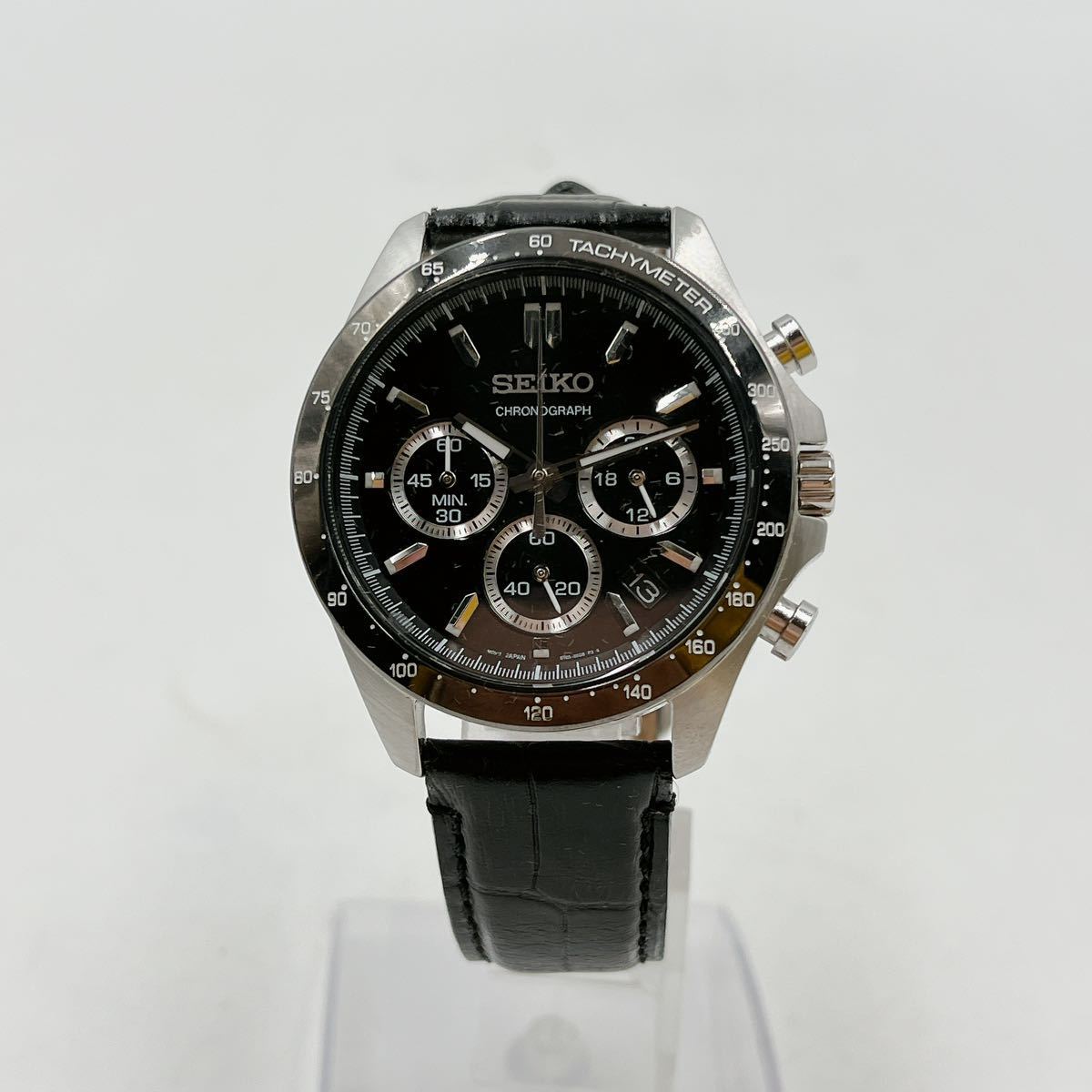 2AD73 【美品】SEIKO セイコー CHRONOGRAPH クロノグラフ 腕時計 8763-0000 ブラック 黒 デイト クォーツ 箱付き 現状品 1時間動作確認済み_画像4