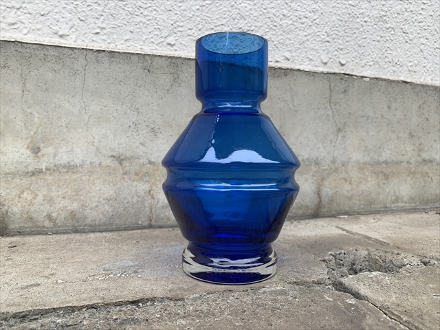  beautiful goods # Northern Europe # Denmark #raawii#relae# flower base # glass # height 18.