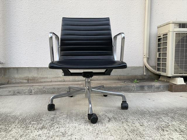 Herman Miller/ハーマンミラー■イームズ■アルミナムグループ■マネジメントチェア/デスクチェア/タスクチェア■定価40万円程