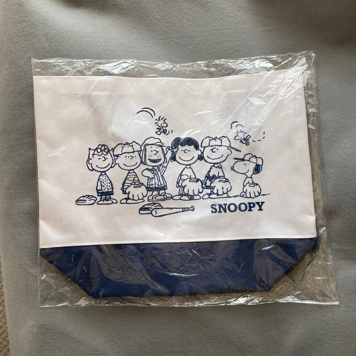 SNOOPYスヌーピーバイカラートートバッグ