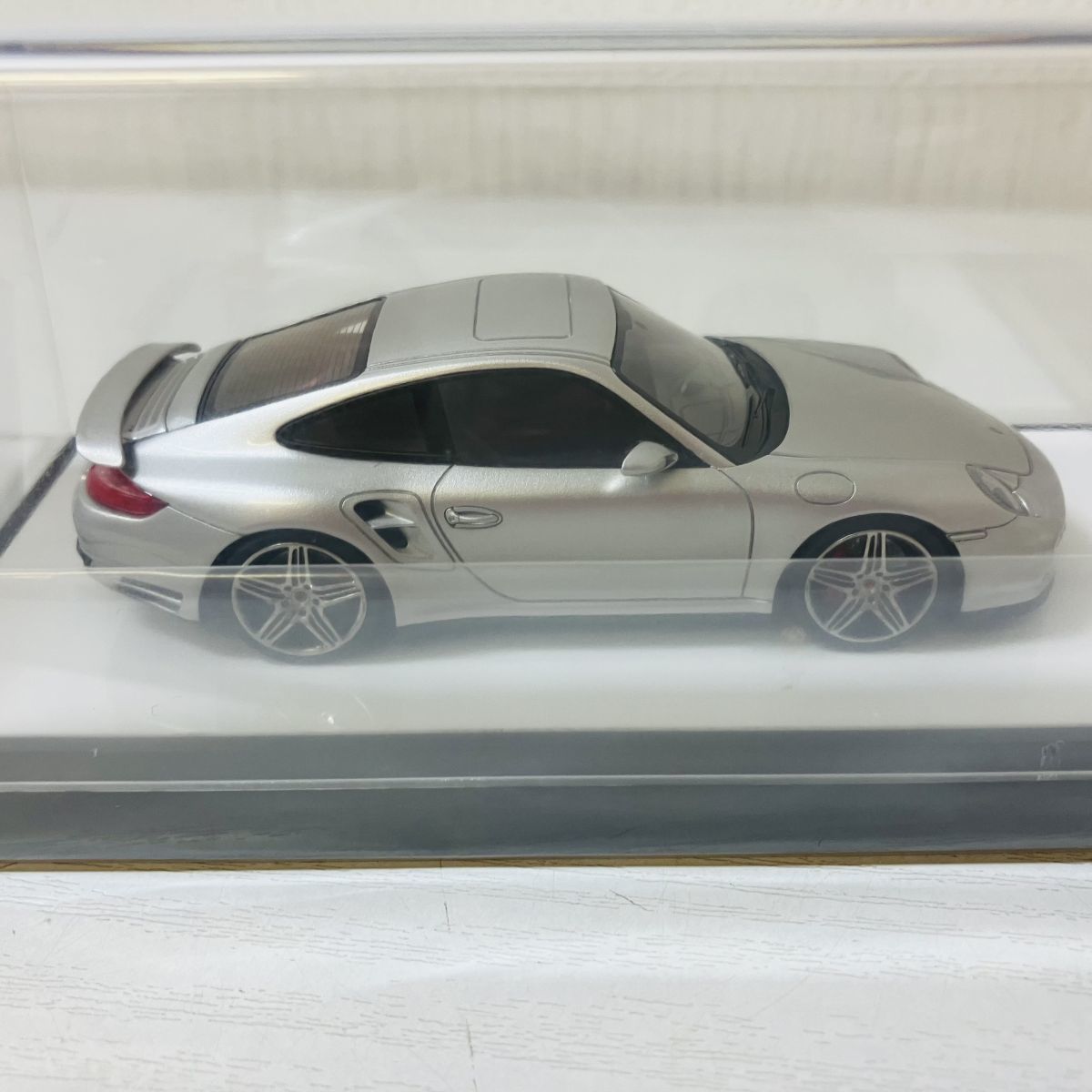 認8【60】1円～ メイクアップ ヴィジョン 1/43 ポルシェ 911 (997) ターボ 2006 M190A シルバー ミニカー_画像4