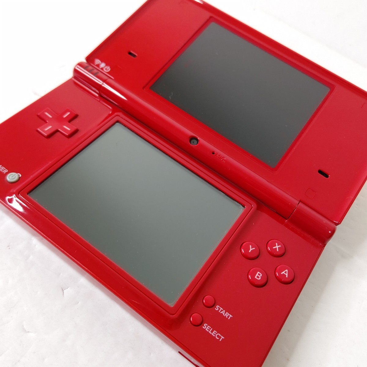 Nintendo　ニンテンドーDSi　レッド　画面極美品　任天堂　ゲーム機