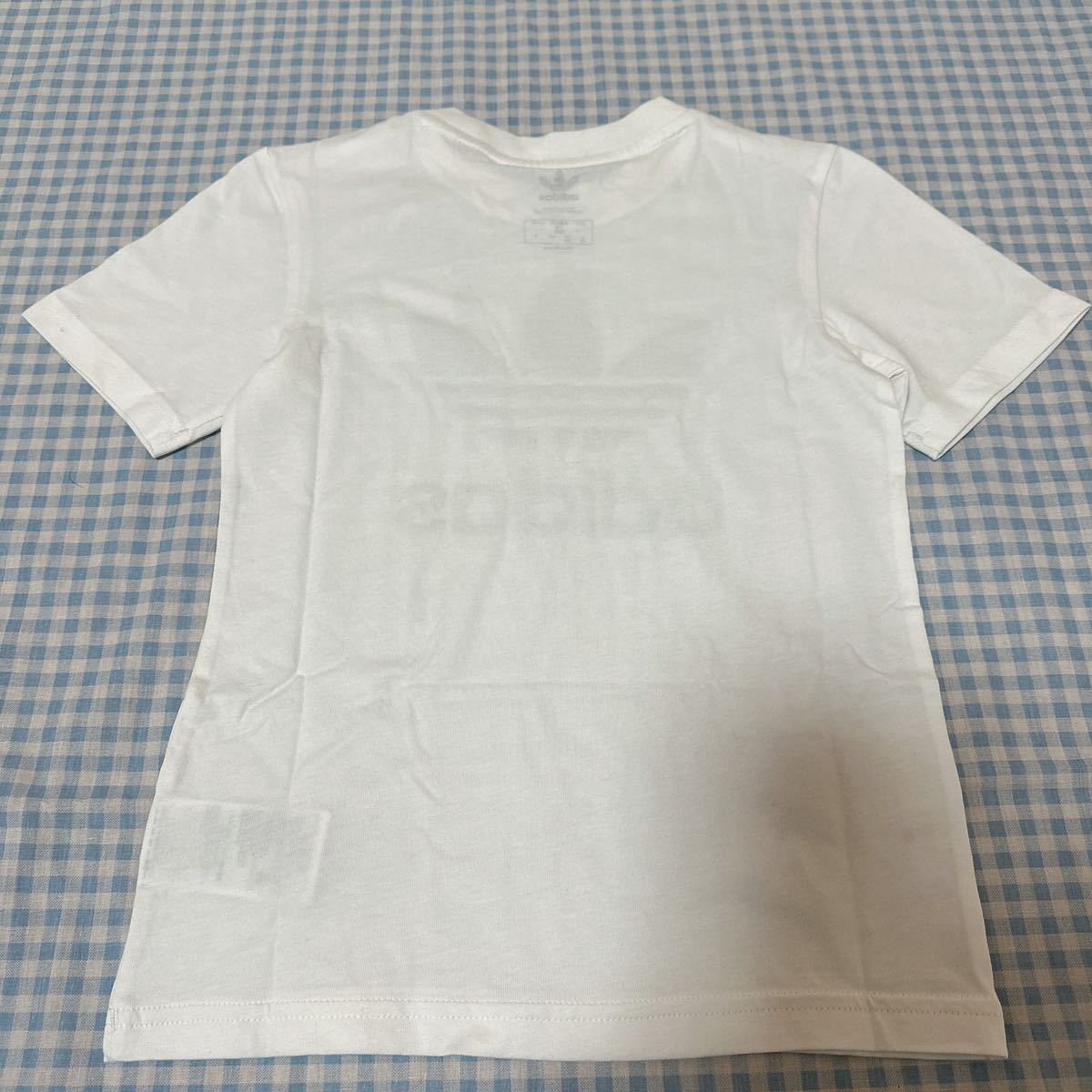 新品 定価6270円　アディダス オリジナルス トレフォイル　半袖 Tシャツ ハーフ　パンツ セット　130 adidas コットン100% HK2968_画像4