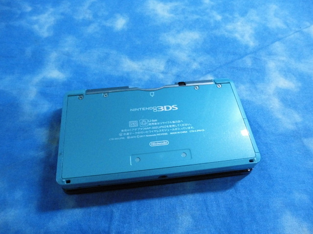 ★NINTENDO ニンテンドー 3DS 本体 CTR-001 アクアブルー ゲームソフト2個セット まとめ売り！_画像5