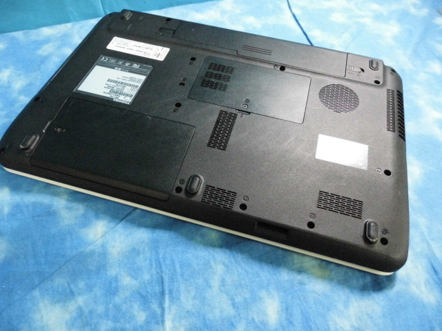 ★TOSHIBA ダイナブック ノートパソコン PC B351/13D PB35113DSTW Celeron B800 1.50GHz 4GB_画像7