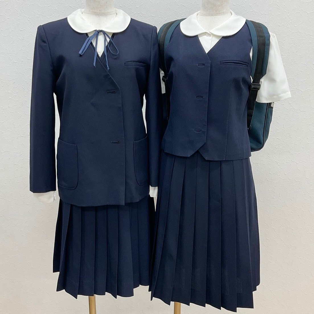 U479/S1064(中古/箱)千葉県 船橋市立習志野台中学校 女子制服9点 /11/M/W66/ブレザー/ベスト/ブラウス/スカート/紐リボン/鞄/学生服/卒業生_画像1