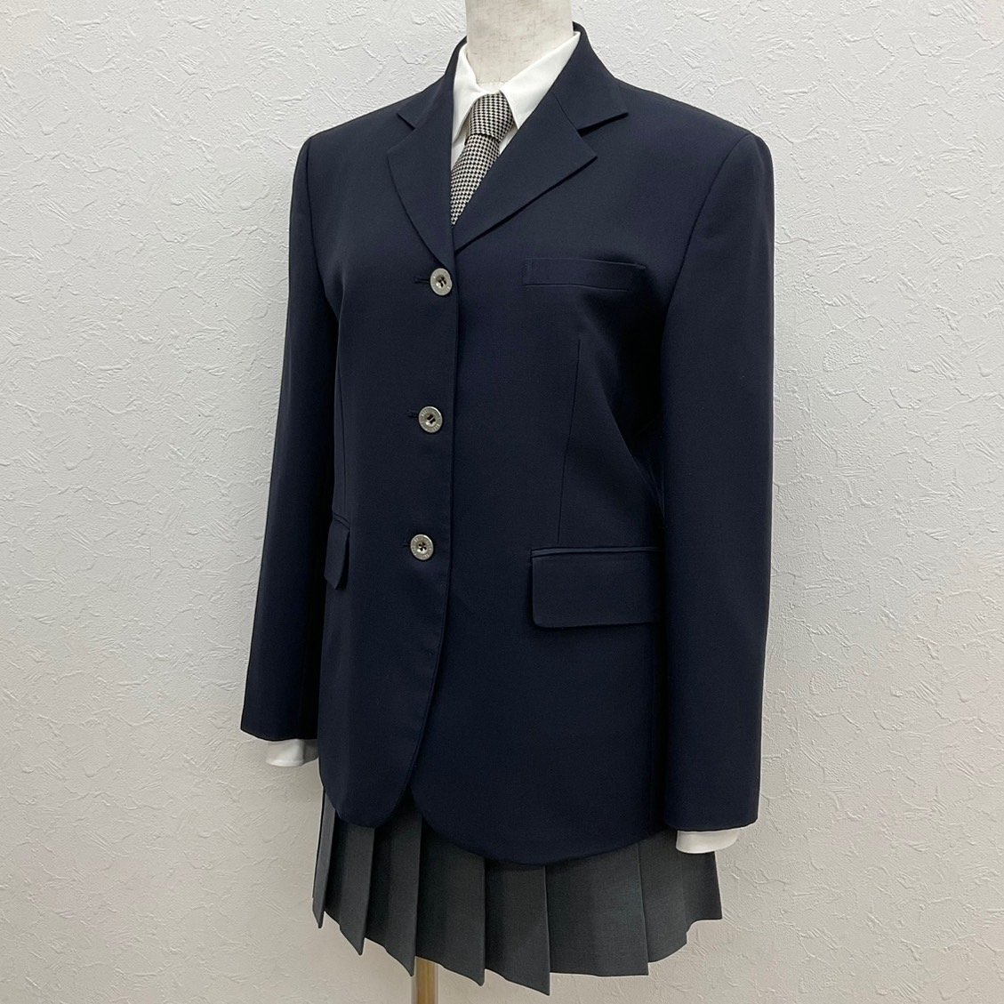 U455/S1061(中古)三重県 尾鷲高校 女子制服4点 /旧制服/9R/M/W63 U455/S1061(中古)三重県 尾鷲高校 女子制服4点 /旧制服/9R/M/W63