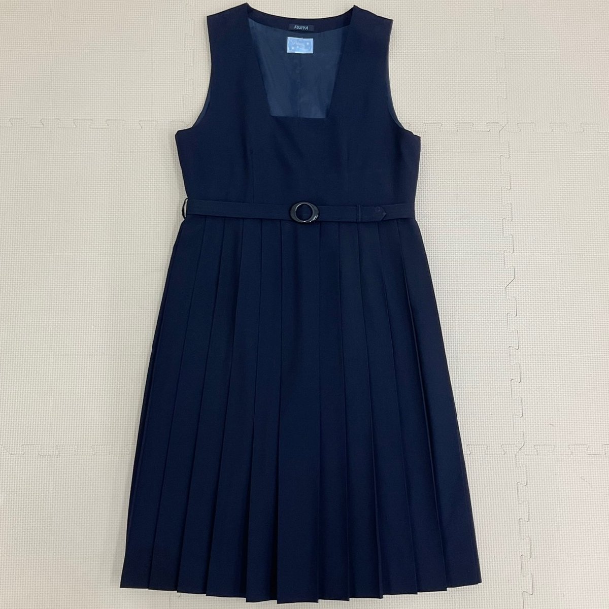 U450/S1055(中古)千葉県 松戸市立第六中学校 女子制服5点 /旧制服/校章付/170A/L/セーラー/ブラウス/ジャンパースカート/スカーフ/卒業生品_画像5