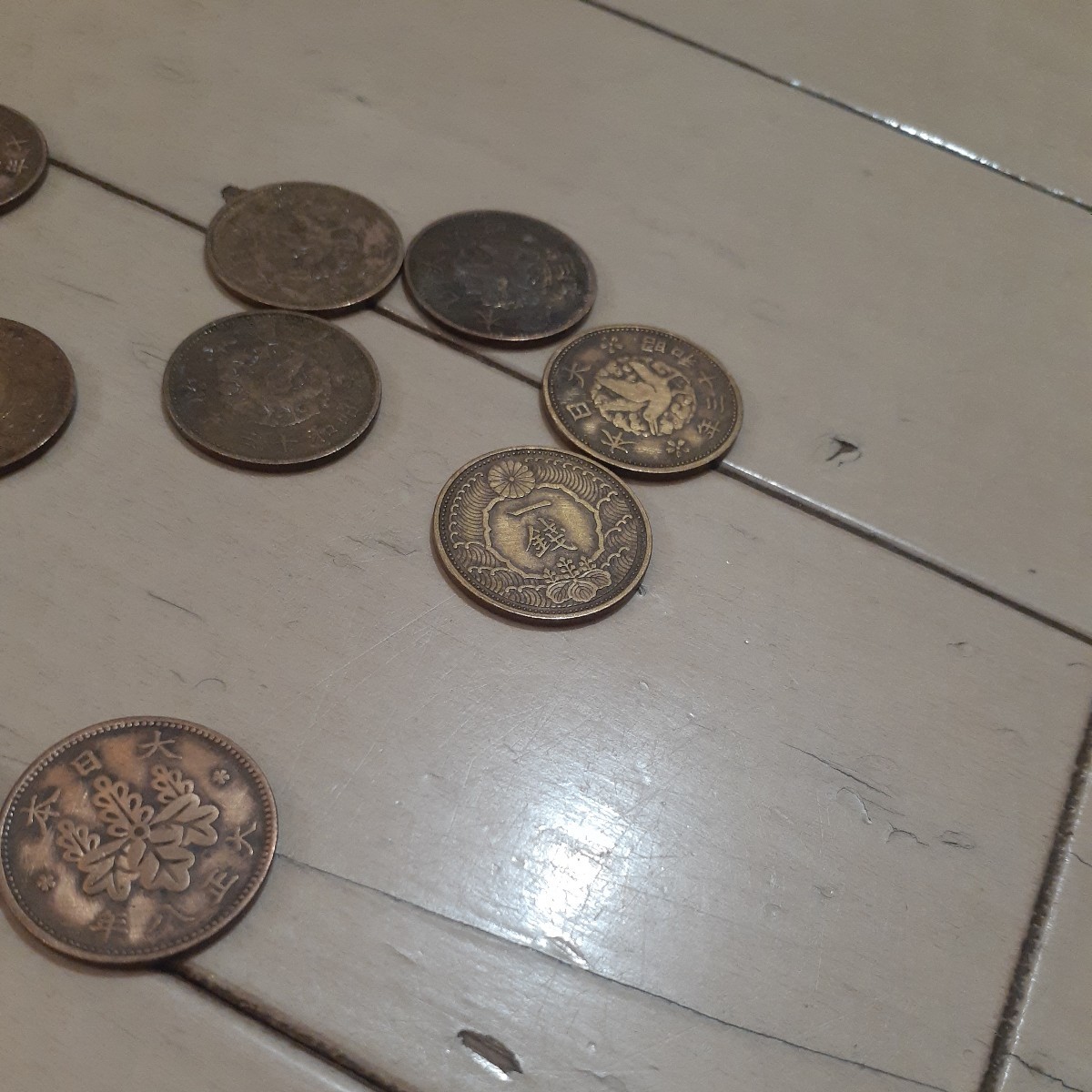 古銭 硬貨 コイン　桐1銭青銅貨26枚　カラス5枚　_画像5