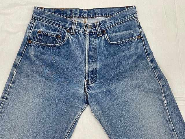 80's 米国製 ビンテージ リーバイス LEVI'S 501 レッドライン 赤耳 裾チェーンステッチ ひげ 表記W32L34 実寸W76 L77cm [ta-0990]_画像3