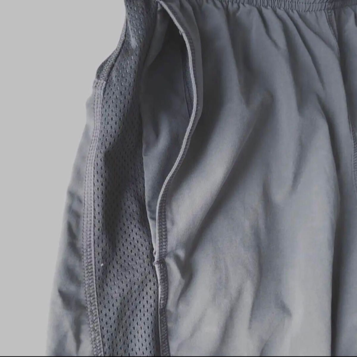 NIKE　ナイキ　ハーフパンツ　メンズ　Ｓサイズ　グレー　ポケット付き　色あせ ショートパンツ プラクティスパンツ パンツ