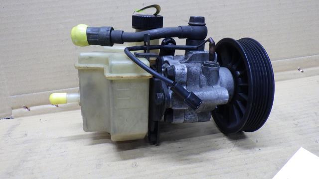 RX-7 E-FD3S power steering vane pump UNISIA 29143063 FD01-32-600D