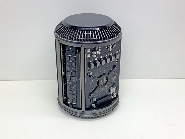 訳あり ■ Apple MacPro (Late 2013)【Xeon E5 6コア 3.5GHz/メモリ64GB/SSD欠品/FirePro D500 x 2】■ 動作確認済み_画像3