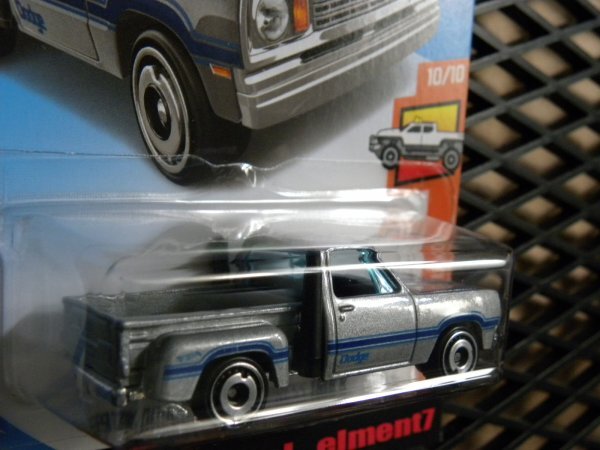 即決☆☆ '78 DODGE LI'L RED EXPRESS TRUCK ダッジ リトルレッド エキスプレス HW HOT TRUCKS ホットウィール Hot Wheels_画像5