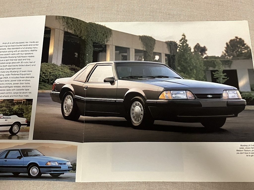 Mustang 1991 year catalog Ford Mustang color catalog 