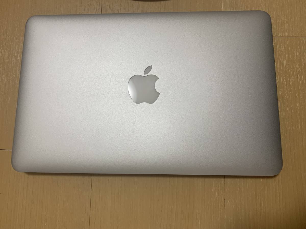 【中古・動作確認品】Apple Macbook Air 11.6インチ a1465 Corei5 1.3GHz メモリ 4GB DDR3 ストレージ 128GB_画像1