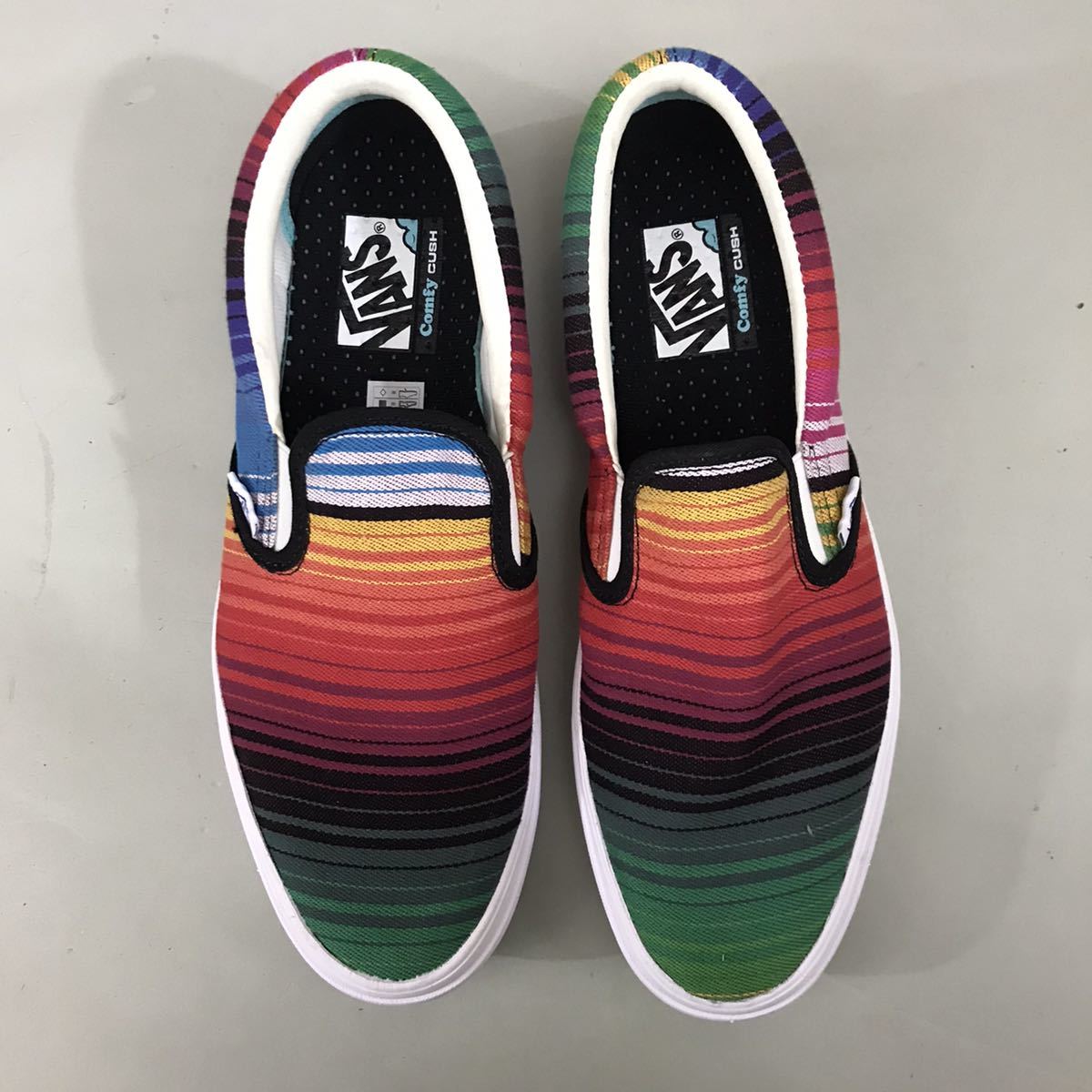 【新品未使用】バンズ VANS スニーカー 靴 スリッポン COMFYCUSH メキシカン ローカット LOW カラフル ボーダー 27.0cm @◆_画像2