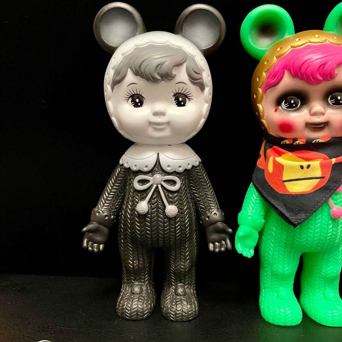 チャーミーちゃん ソフビ(IZUMONSTER 墓場の画廊 モノトーン)3 チャーミーちゃん ソフビ(IZUMONSTER 墓場の画廊 モノトーン)3