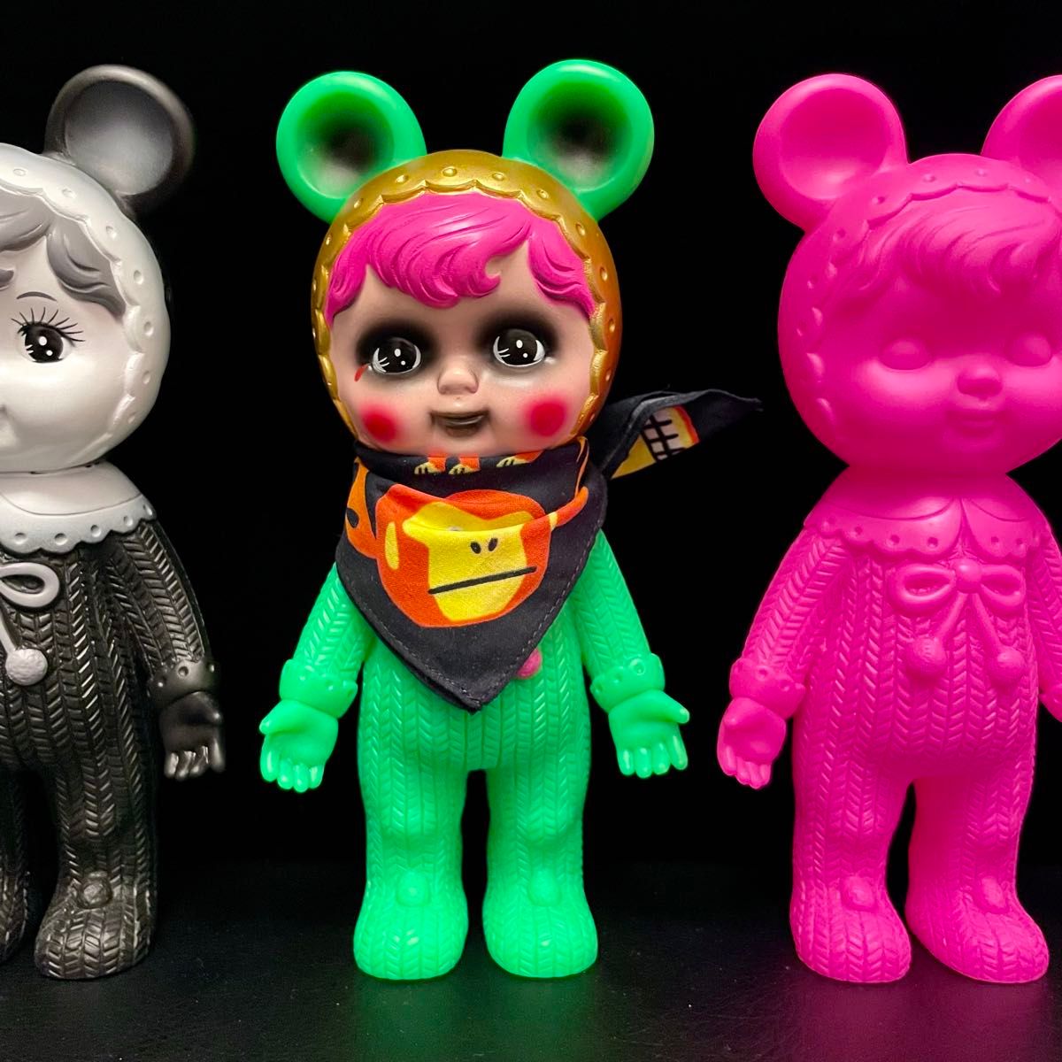チャーミーちゃん ソフビ(IZUMONSTER 墓場の画廊 モノトーン)3 チャーミーちゃん ソフビ(IZUMONSTER 墓場の画廊 モノトーン)3