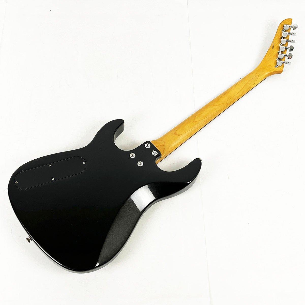 ジャンク B.C.Rich エレキギター ストラトタイプ 黒 ブラック 24 ジャンク B.C.Rich エレキギター ストラトタイプ 黒 ブラック 24