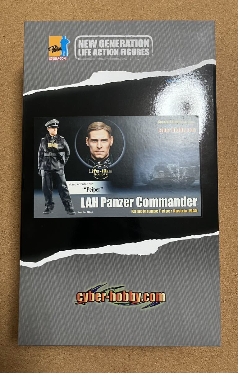 【未展示・未使用品】ドラゴンモデル サイバーホビー (ライフ・ライクスカルプト）ドイツ国 LAH 第1SS装甲師団 指揮官 ヨアヒム・パイパー