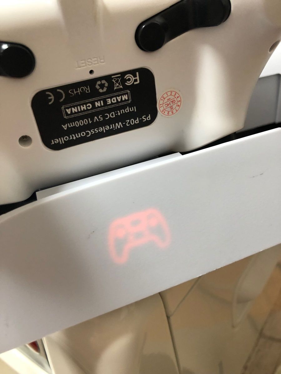 PS5 KIWIHOME 冷却ファン付スタンド　コントローラー充電USBポート