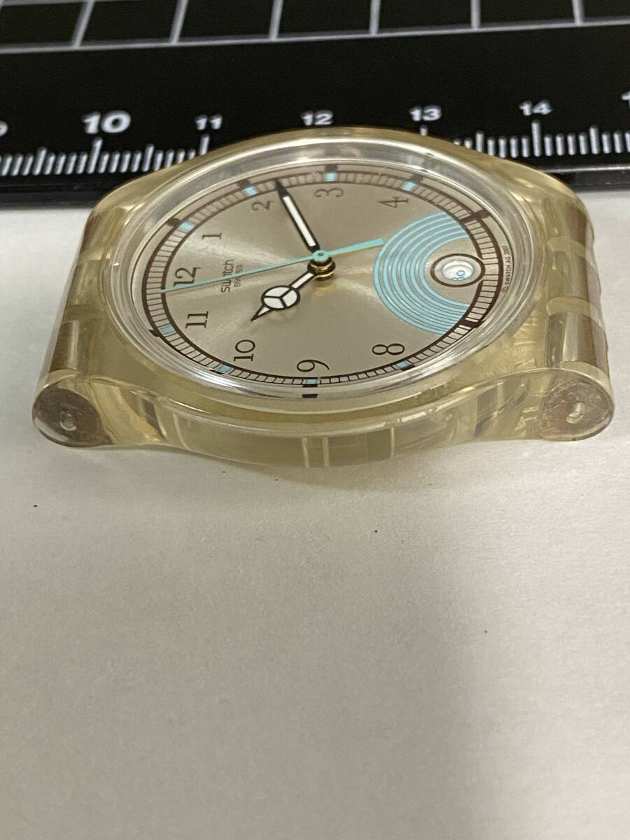 スウォッチ腕時計　SWATCH SWISS #748 ベルト欠品　軽量スケルトンケース　三針　デイト付き　中古稼働品　_画像6