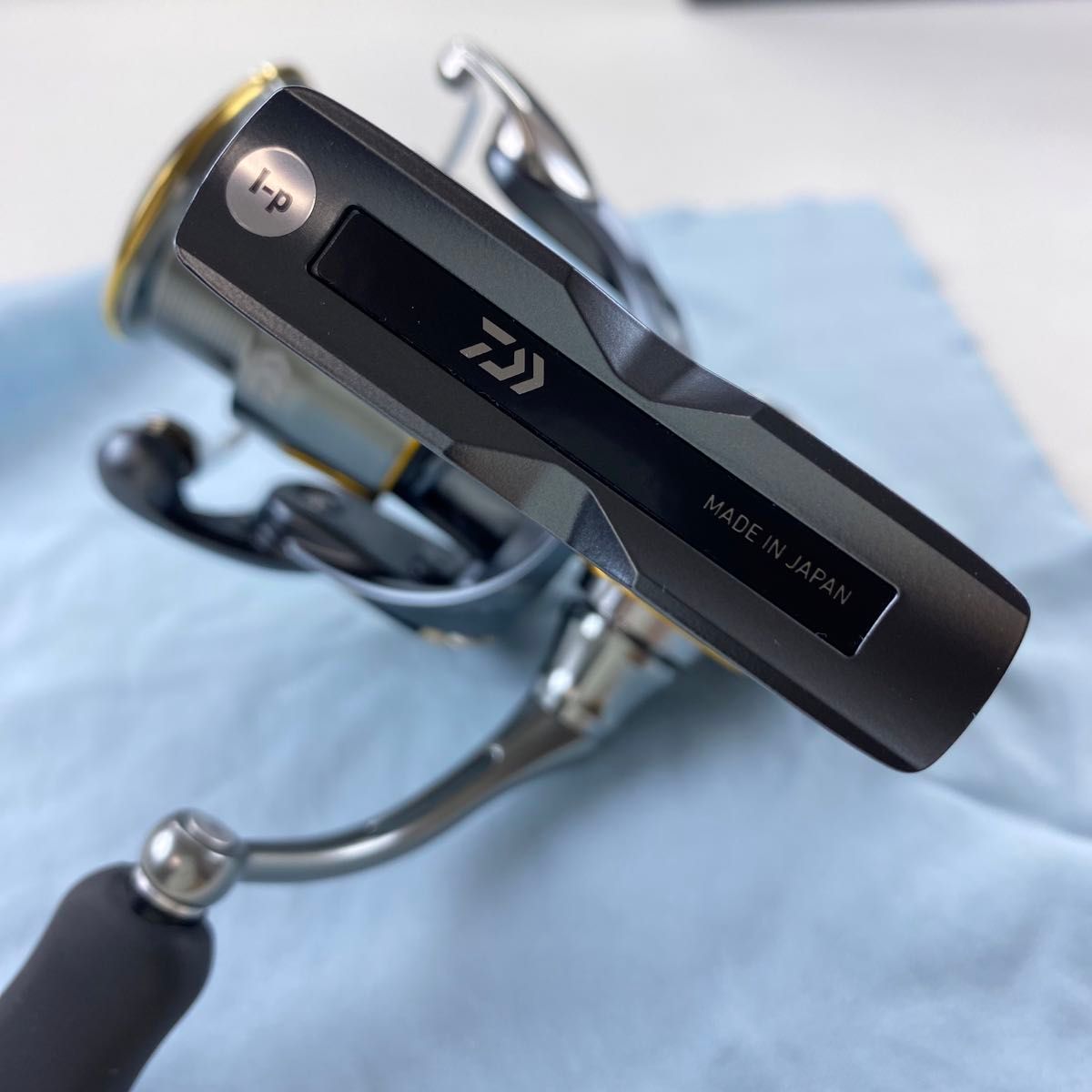ダイワ DAIWA 23エアリティ LT2000S-H AIRITY ラインローラー ダイワ DAIWA 23エアリティ LT2000S-H AIRITY ラインローラー