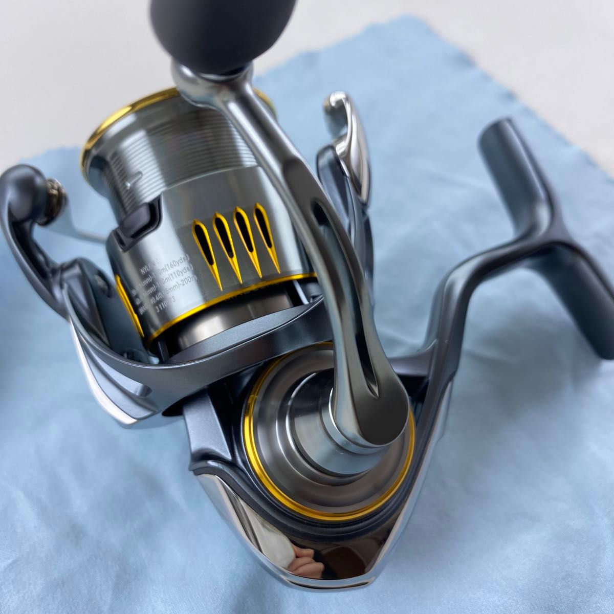 ダイワ DAIWA 23エアリティ LT2000S-H AIRITY ラインローラーマグシートレス カスタム ダイワ DAIWA 23エアリティ LT2000S-H AIRITY ラインローラーマグシートレス カスタム