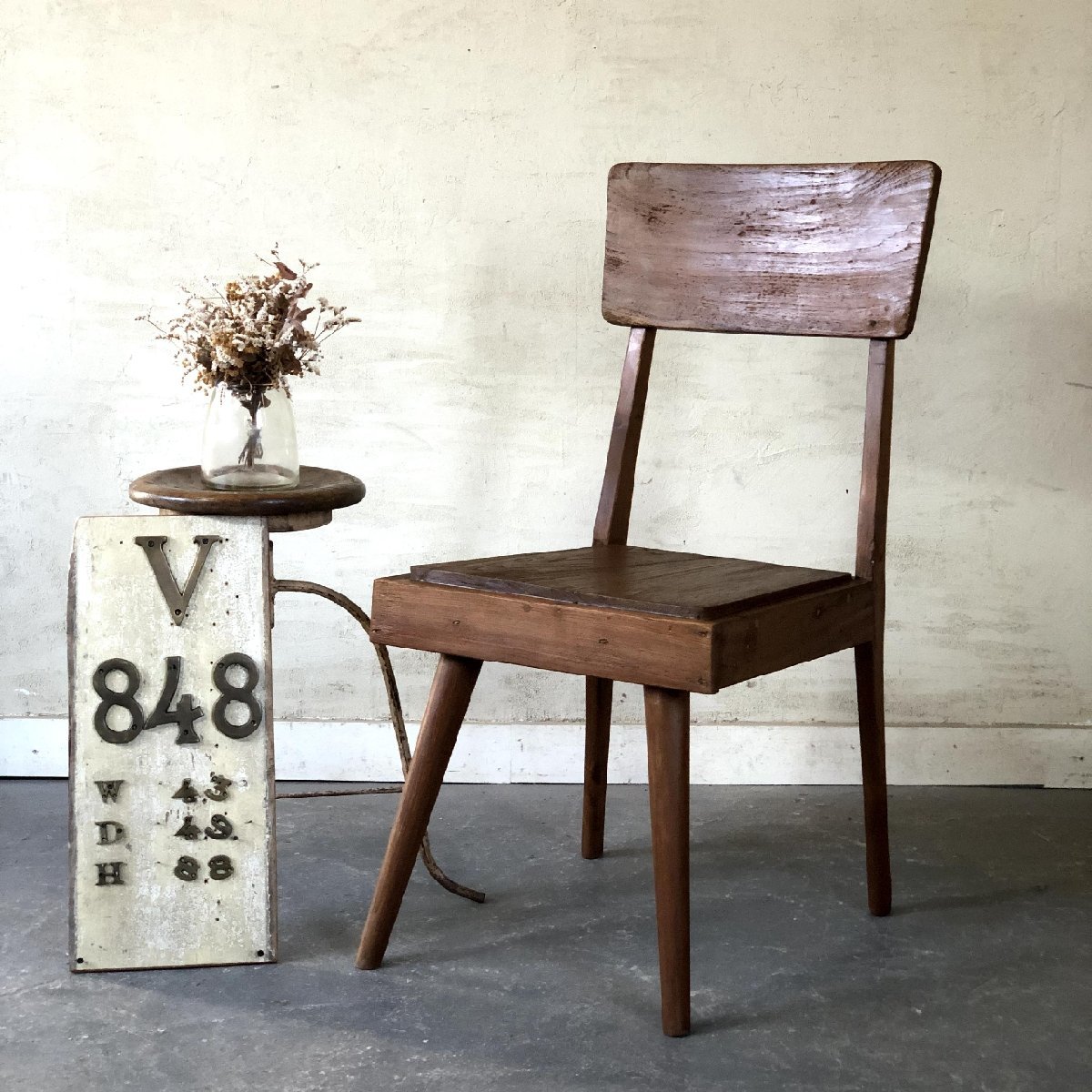 V-848◆W43×D49×H88 木の質感漂う チーク材のアンティークチェアー ビンテージ cafe 店舗什器 木製椅子 stk_画像1