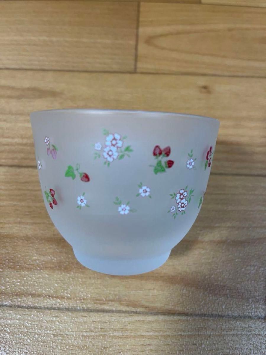 サンリオ ハローキティ ガラス製 食器 冷茶セット いちごモチーフ 皿 コップ