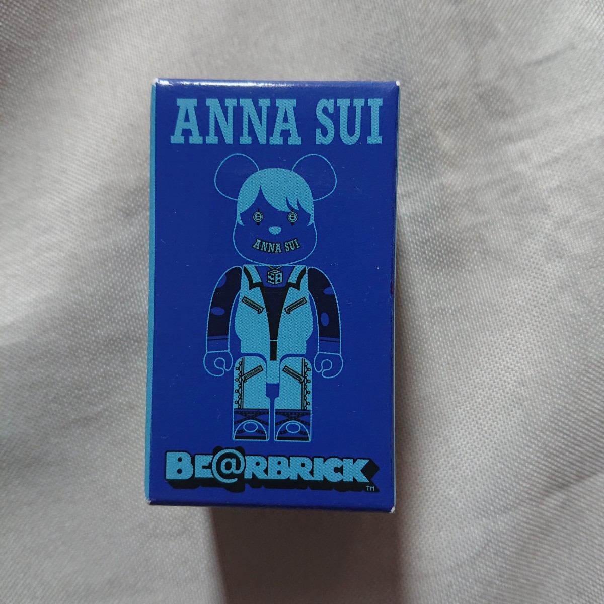 アナスイ ベアブリック ANNA SUI BE@RBRICK MEDICOM 未開封 青 メディコムトイの画像1