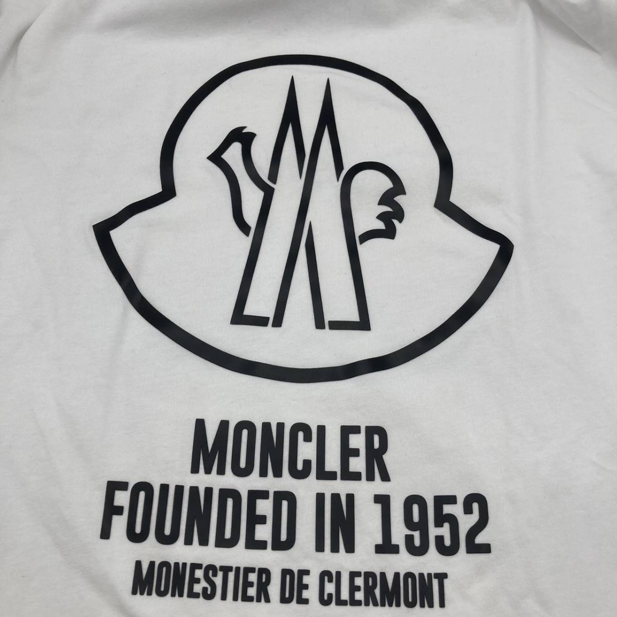 １円　スタート　MONCLER モンクレール SS TSHIRT ロゴ Tシャツ　H10918C00029 8390T　ラバーロゴ　白　サイズ XXL_画像6