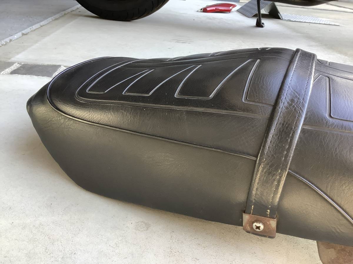 ロングピースさん用 cb750f 純正シート アンコ抜き張り替え用に Yahoo!オークション - CB750F 純正シート アンコ抜き CB900F