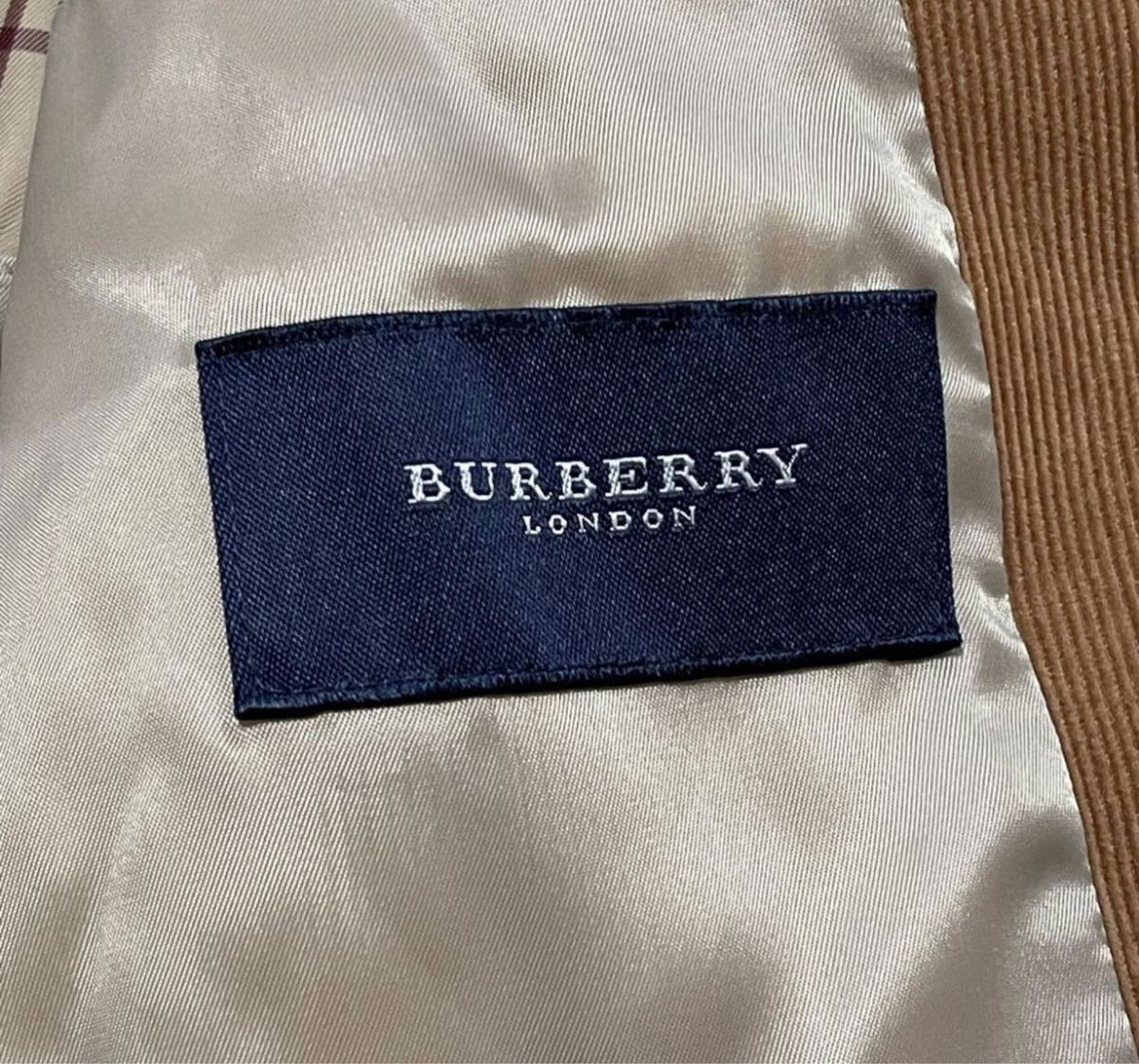 【定価14万円　高級感】 美品　BURBERRY LONDON テーラードジャケット