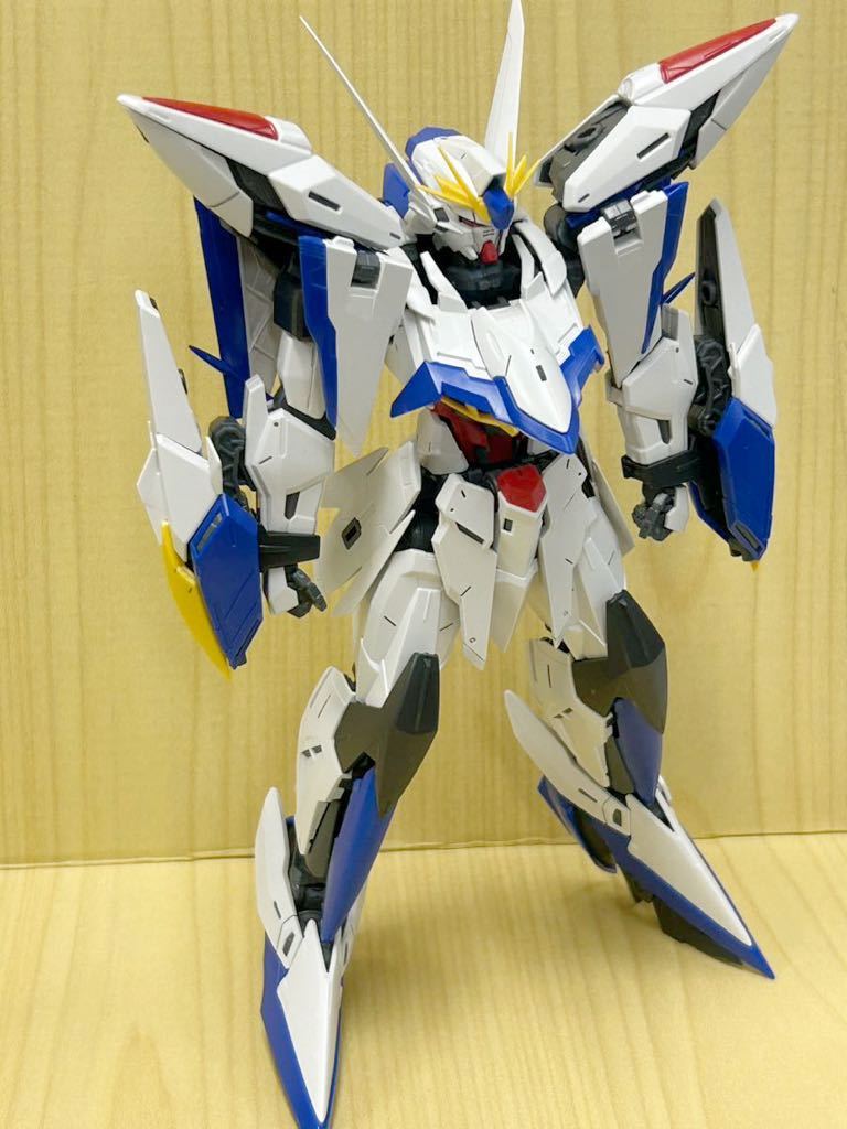 プラモデル　ガンプラ　MG 1/100 エクリプス ガンダム　素組完成品_画像3