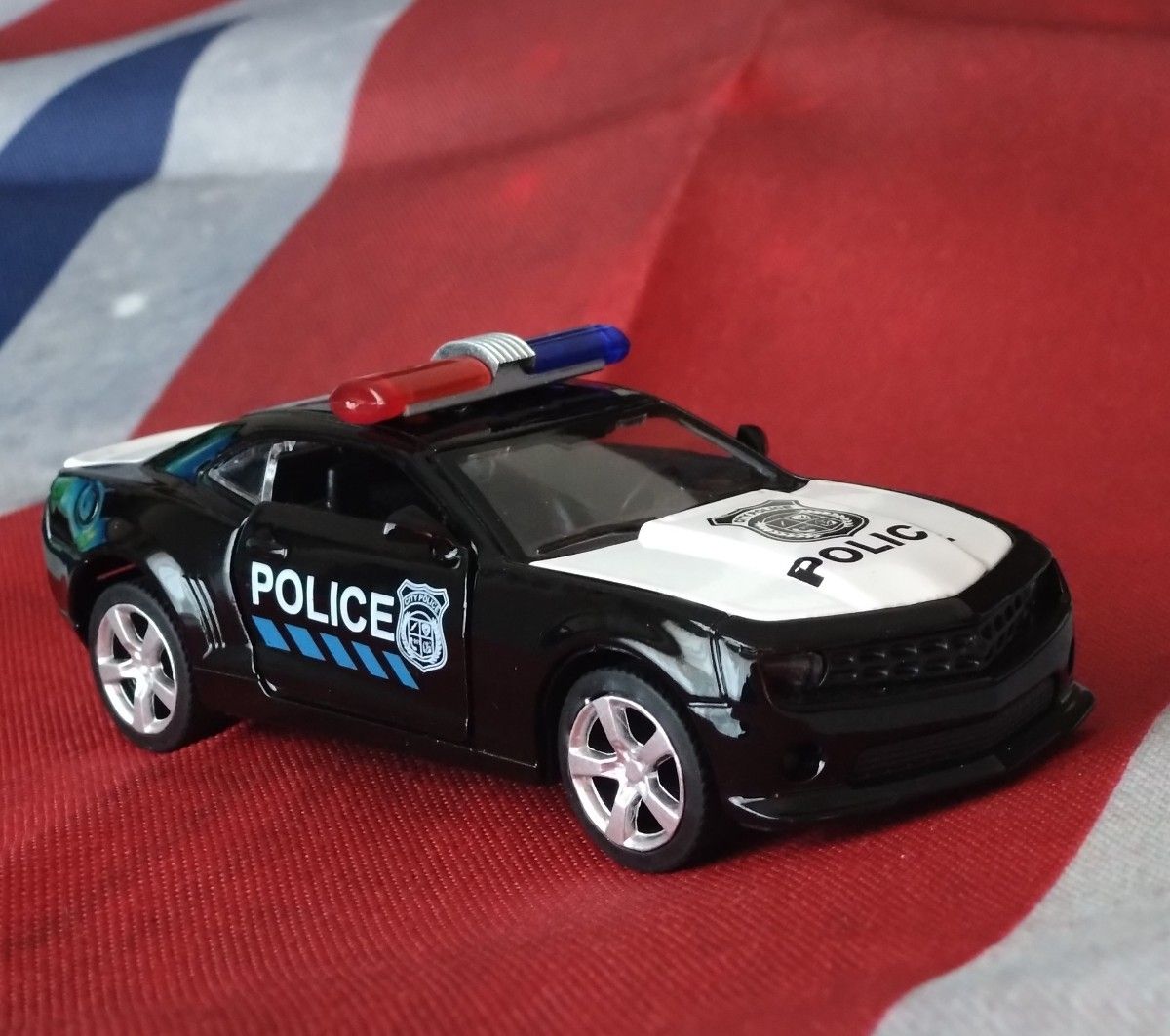 アメリカンポリスカー ミニカー シボレー カマロ Chevrolet Camaro POLICE パトカー