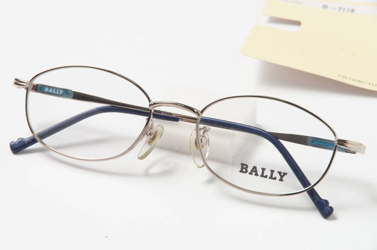 ★デッド在庫 BALLY B7118 51 PT プラチナカラー_画像1