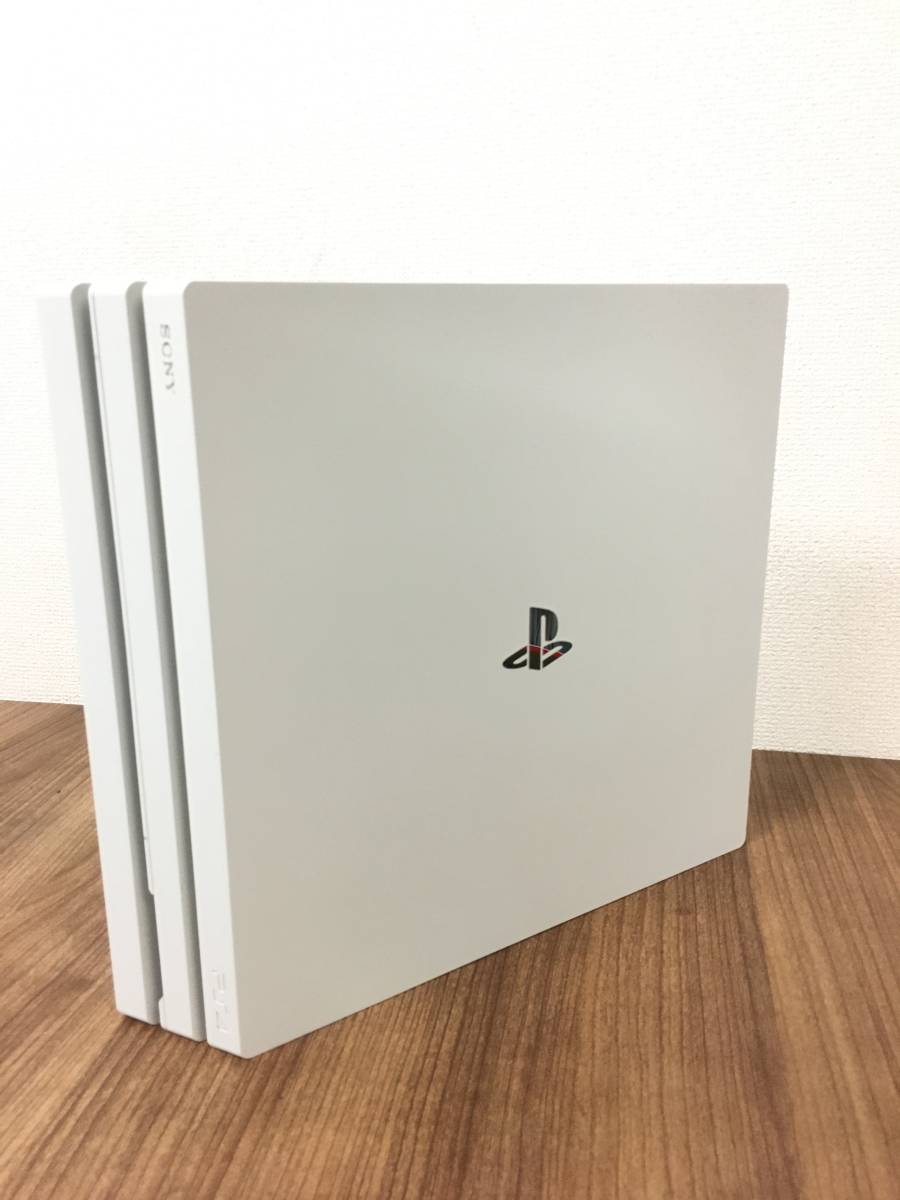 【極美品】　PlayStation4 PRO グレイシャーホワイト 1TB CUH-7200B B02　動作確認済み　　_画像4